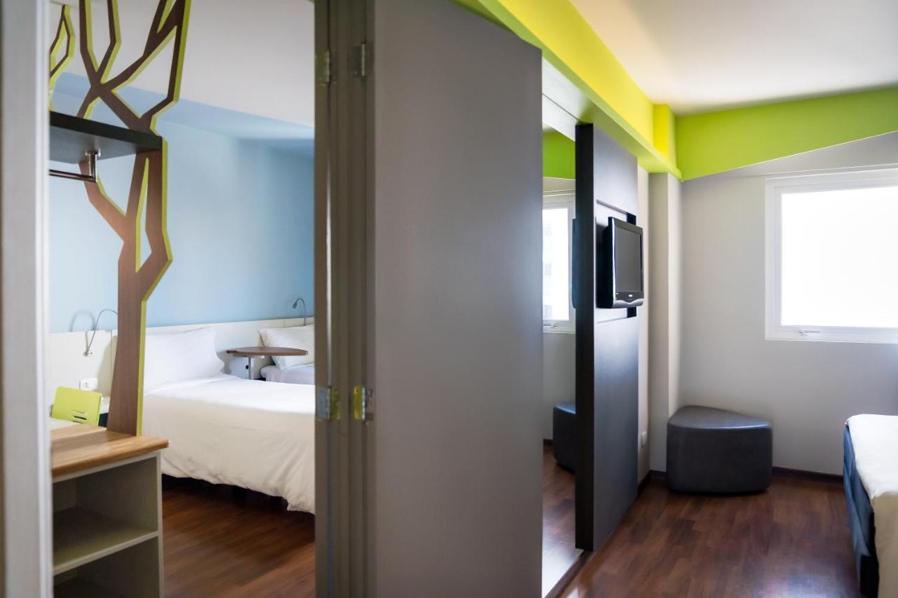 Hotel Ibis Styles Centro Civico 3*