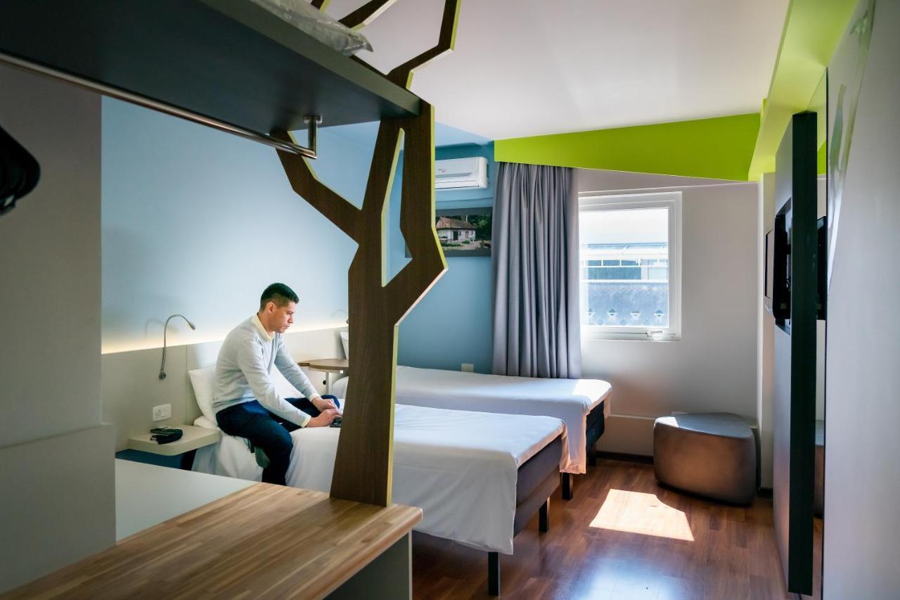 Ibis Styles Centro Civico Curitiba