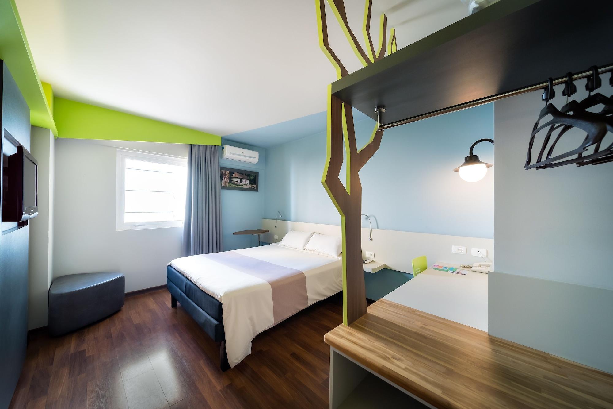 Ibis Styles Centro Civico 3*
