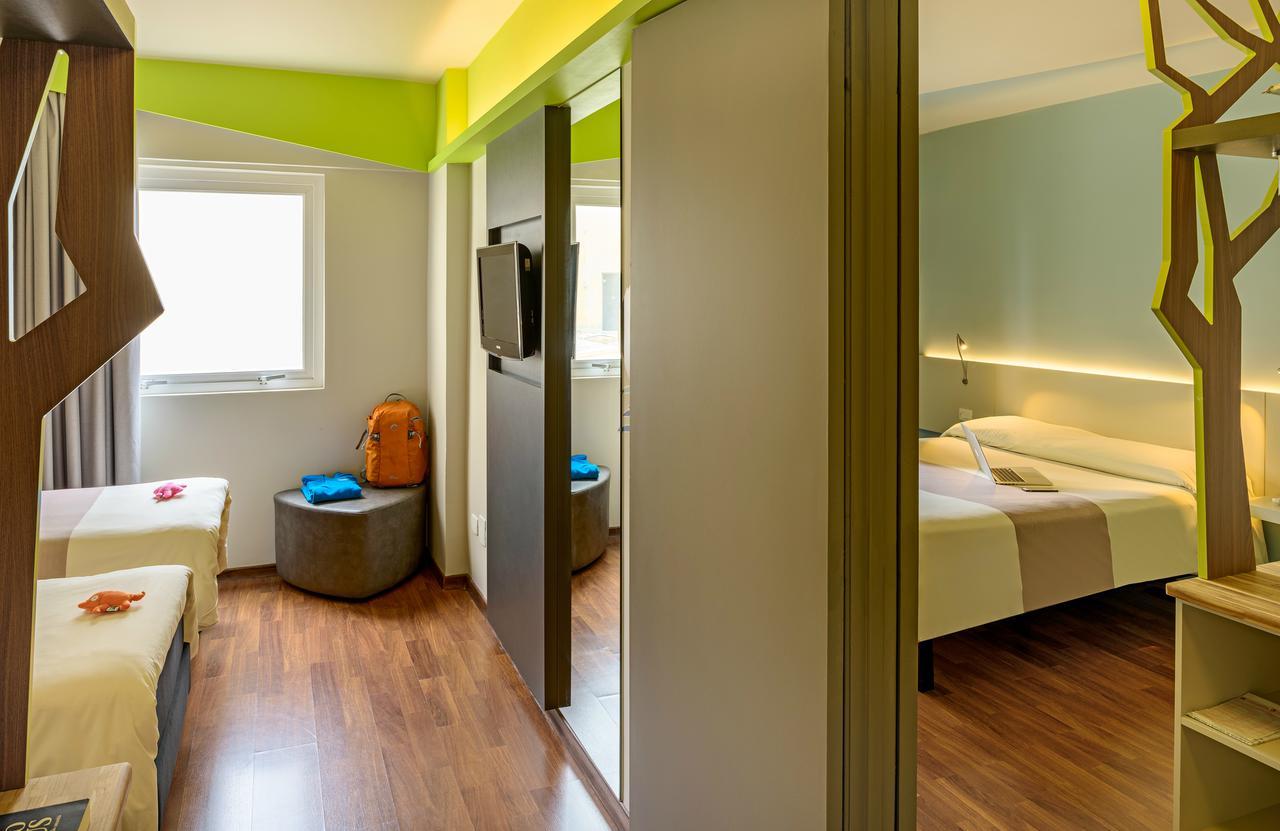 Ibis Styles Centro Civico Hotel 3*